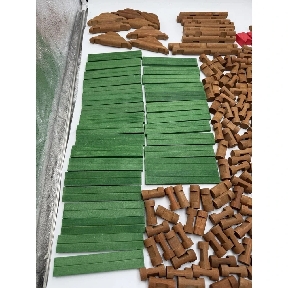 Tumble Tree Timbers Building Set 300 Pieces Maxim Enterprises 2018